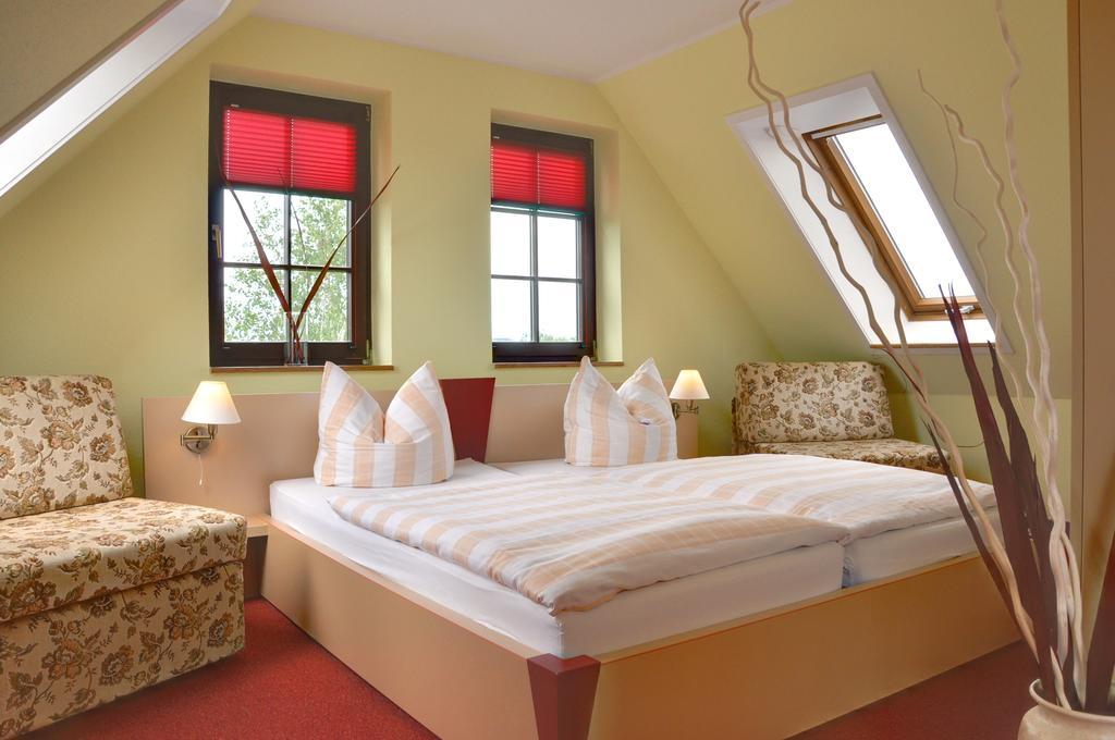 Hotel & Restaurant Waldblick 普尔斯尼茨 客房 照片